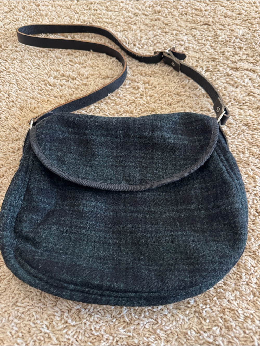 Duluth Pack Black Green & Navy Wool Plaid #100 Medium Crossbody Purse, Shell Bag